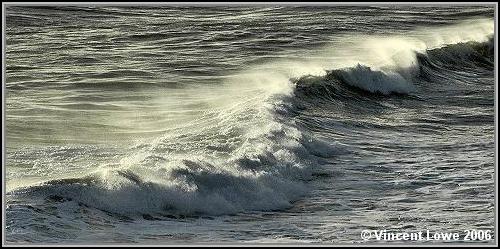 wave05.jpg